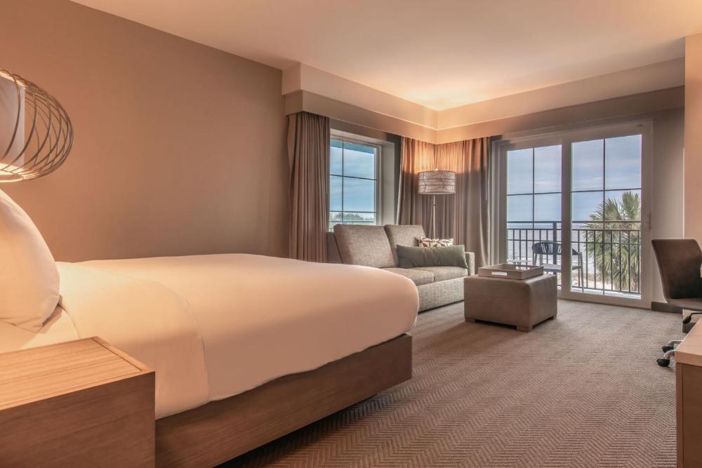 Beachfront, One King Bed with Balcony interior